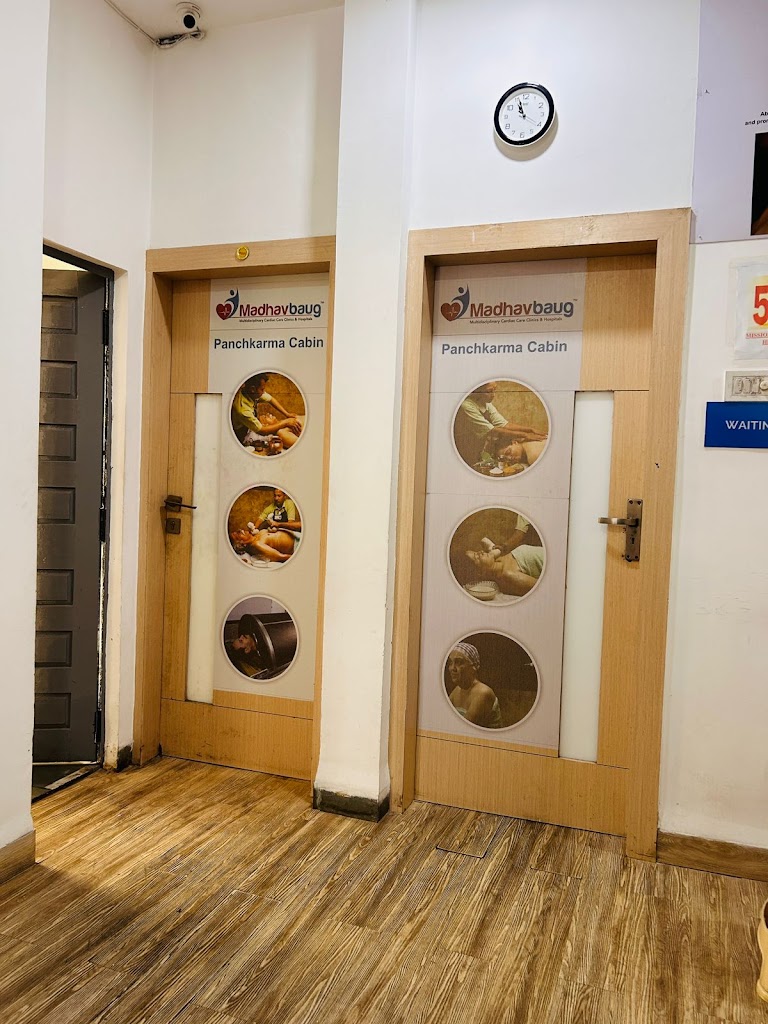 Dr. Madhavbaug Clinic Bengali Square Indore