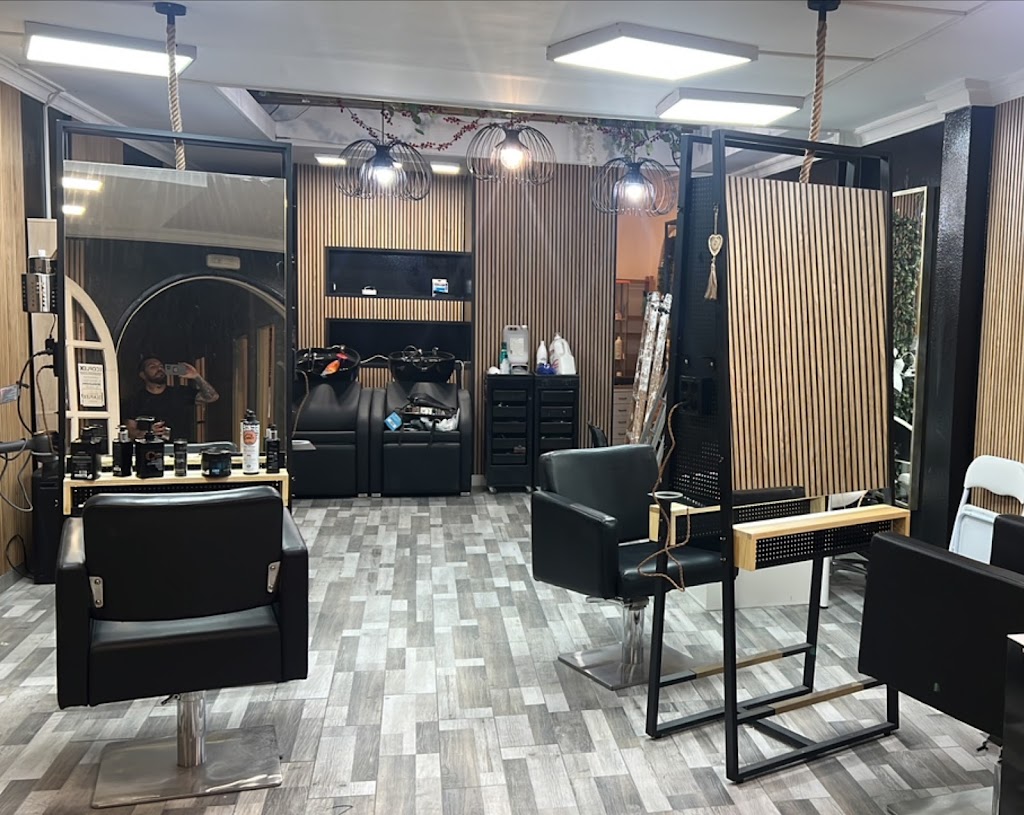 Italian Hair Project — Interior
