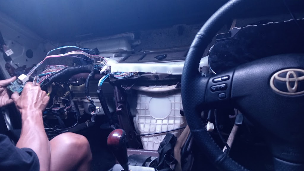 EROPA MOBIL,melayani tune up overhaul,electrical,transmisi matic eropa dan jepang
