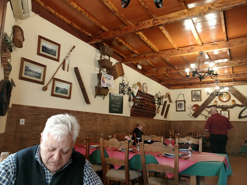 Rincon Iberico — Ambiente