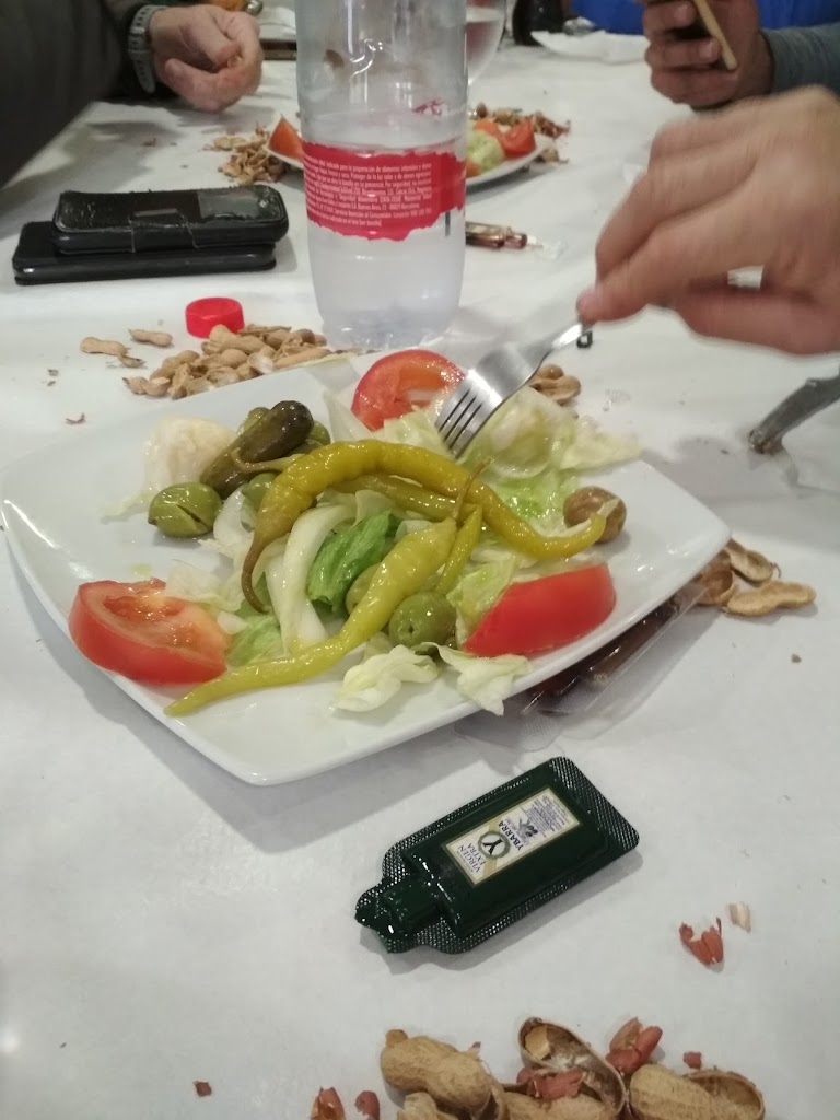 Bar La Ribera — Comida y bebida