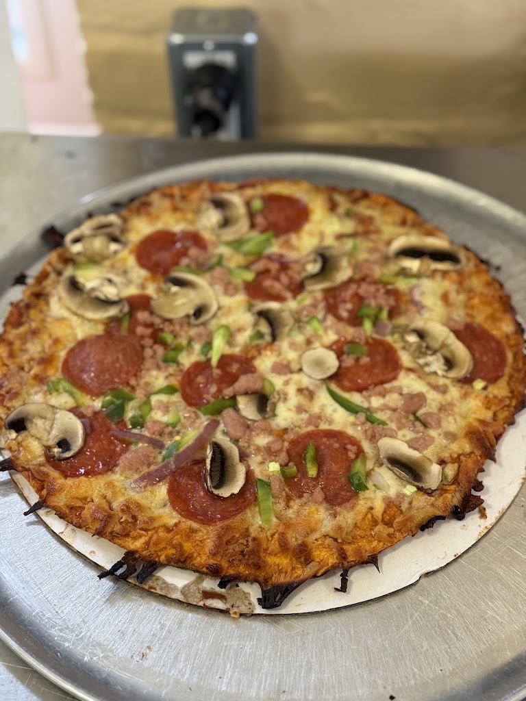 Uncle Dad’s Pizza And Meat Pies in St Thomas