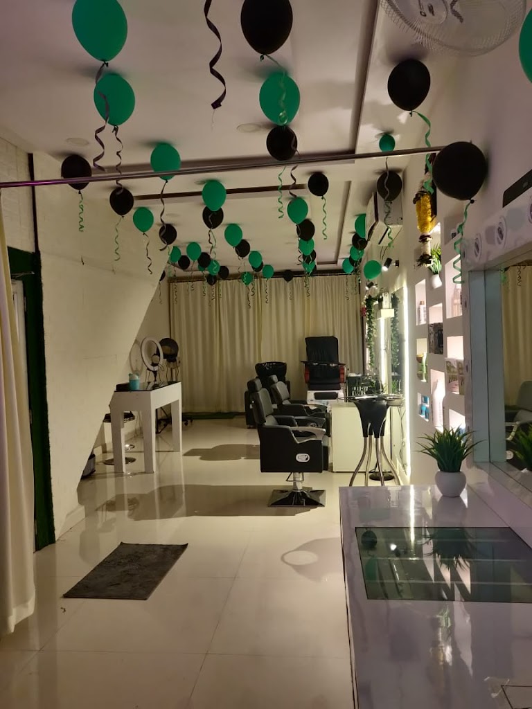 The Shades Salon And Academy