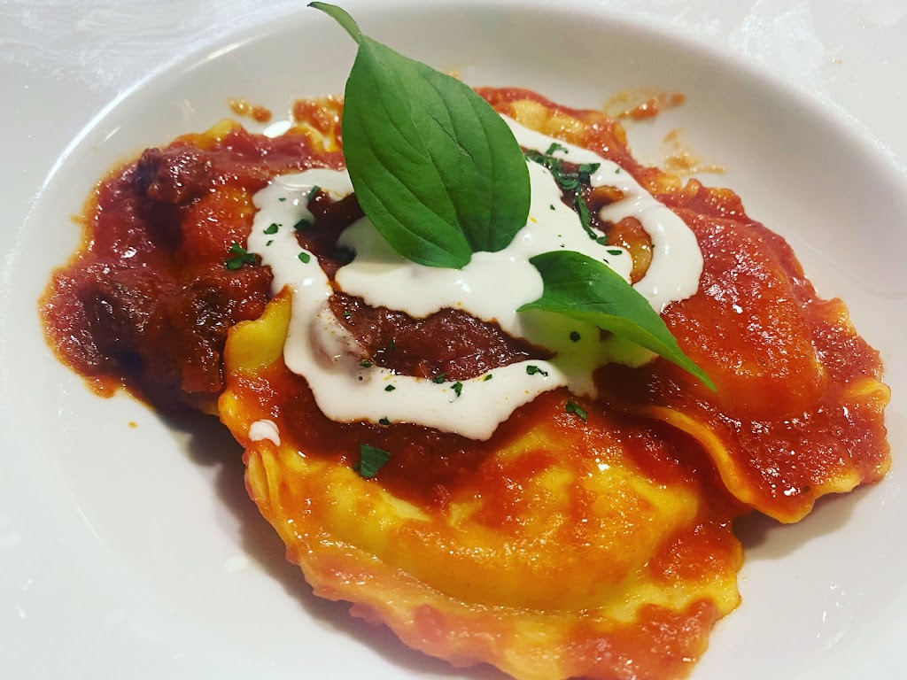 Callas Ibiza Restaurante — Comida y bebida
