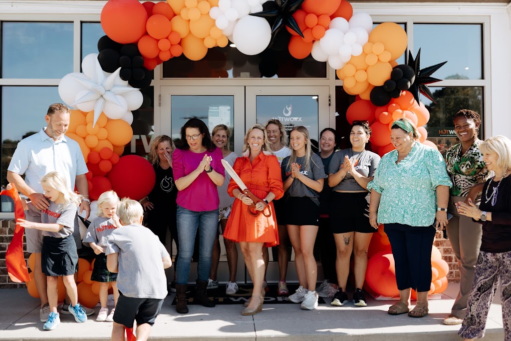  HOTWORX - Sandfly, GA