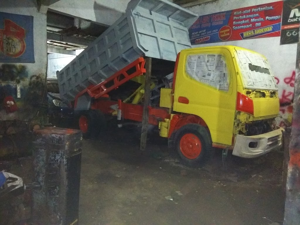 Bengkel Mobil Refan/Sugi