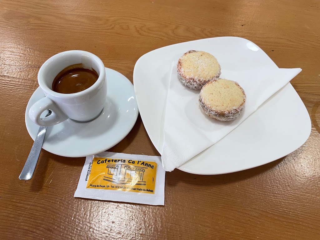 Cafetera Ca l'Anna — Comida y bebida