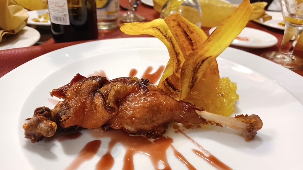Cinnamon — Comida y bebida