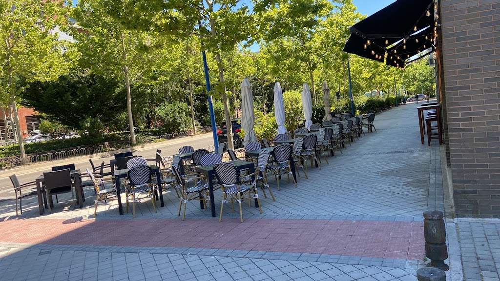 Amsterdam Bar & Grill