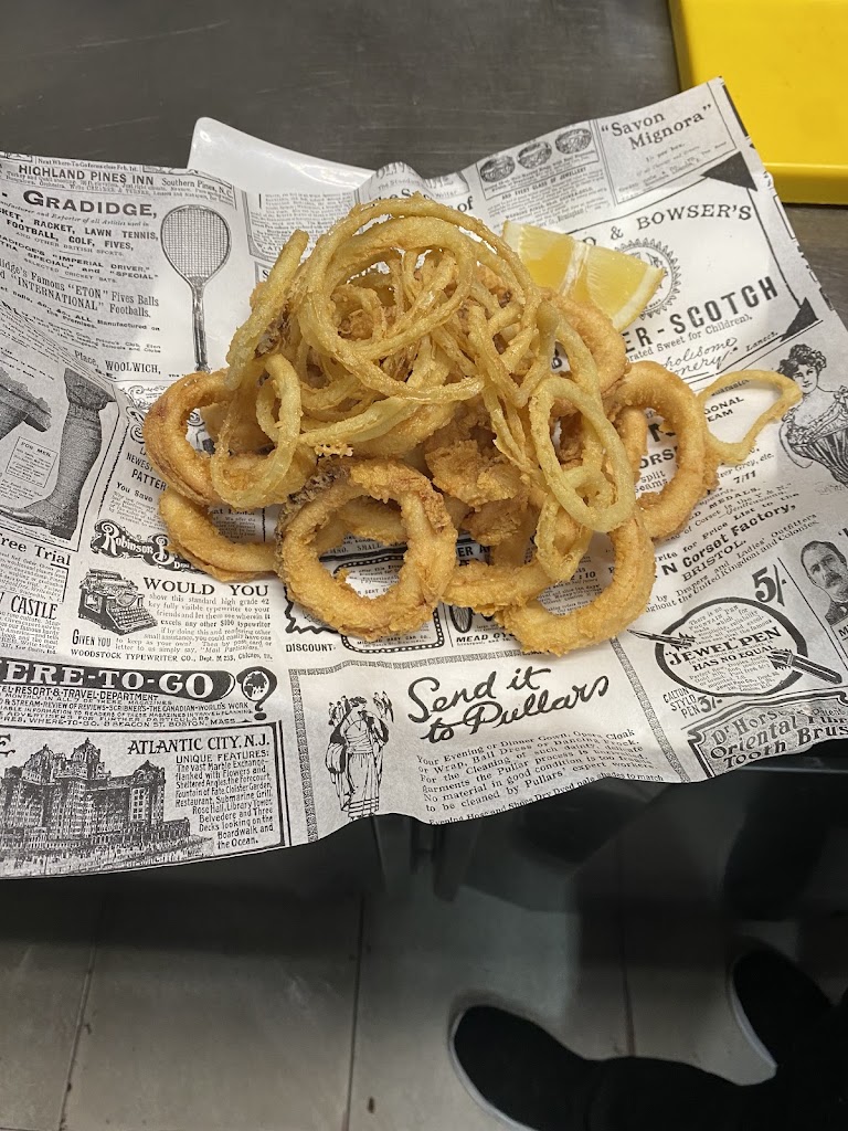 La Guarida de Torrelavega — Comida y bebida