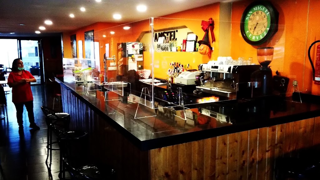 Cafeteria Bocateria Tuejar — Ambiente