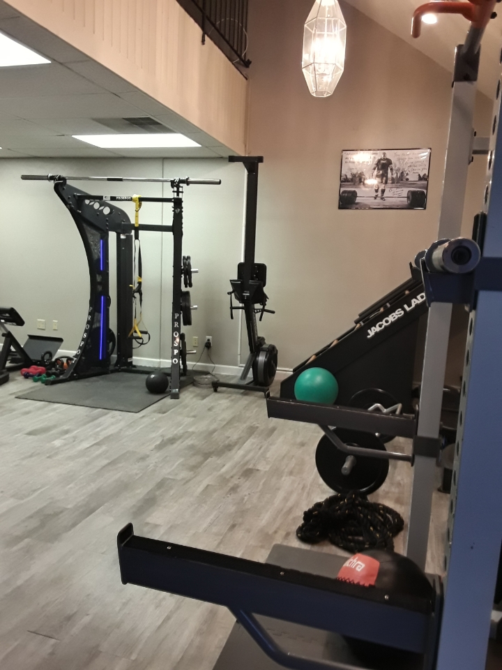  Peak Performance & Nutrition