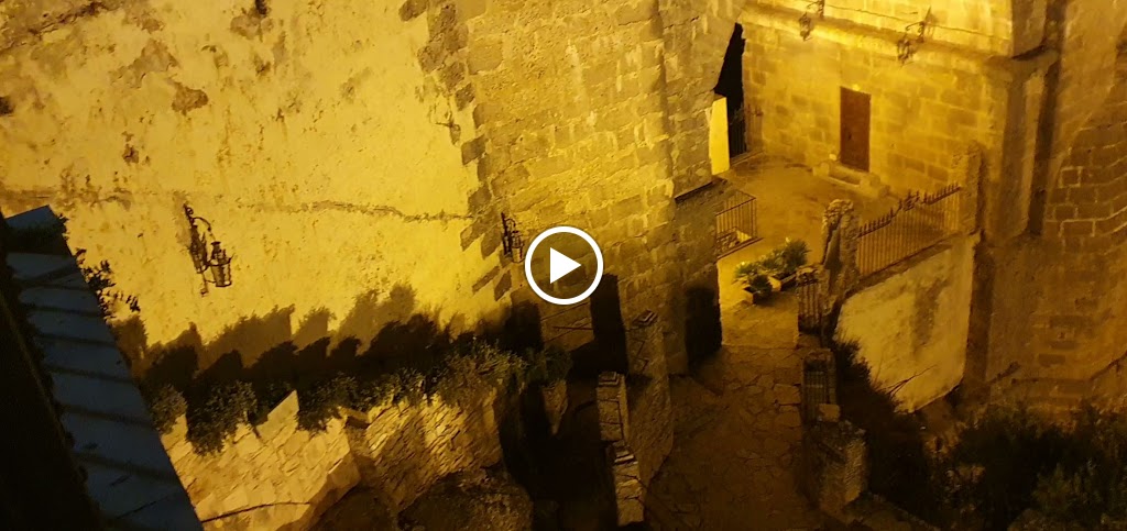 Restaurante Flores El Decano de Ronda 1919 — Videos