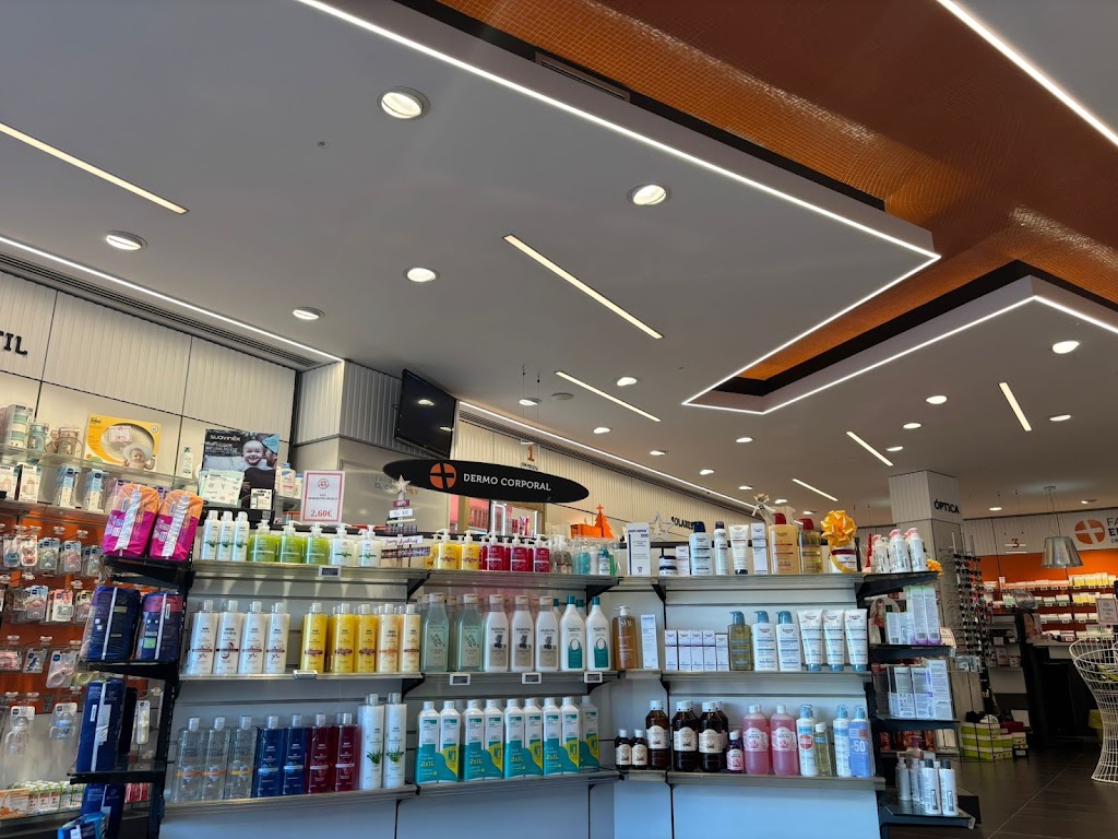 Farmacia El Calero * Javier Monzon Pulido — Del propietario
