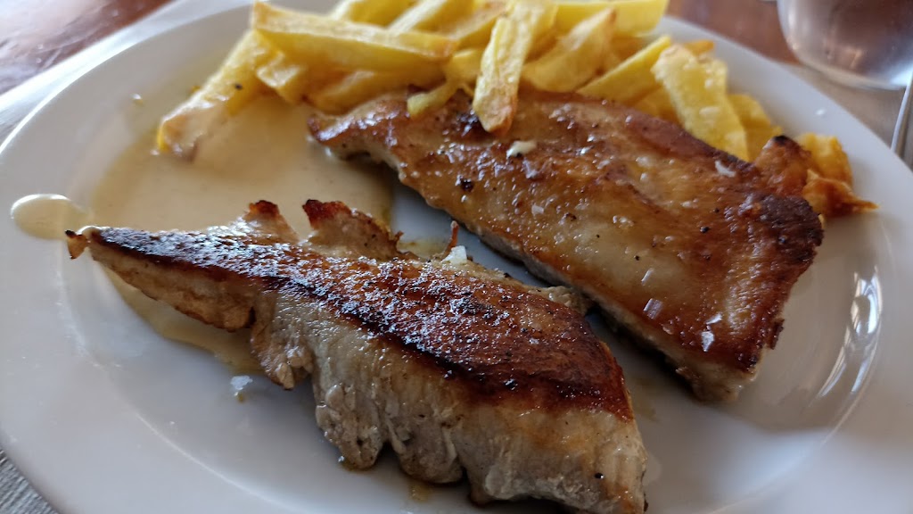 Restaurant Mariacastanya — Comida y bebida