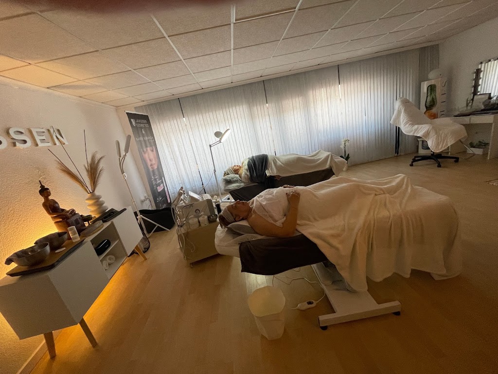 Miranda Beauty Touch Massage Beauty & Aesthetic Services Clinica Raulfisio Fisioestetica Estetica Avanzada