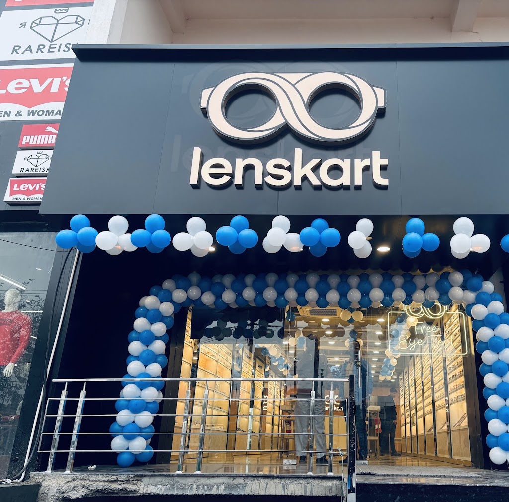 Lenskart Com At Pilibhit Bypass Road Bareilly