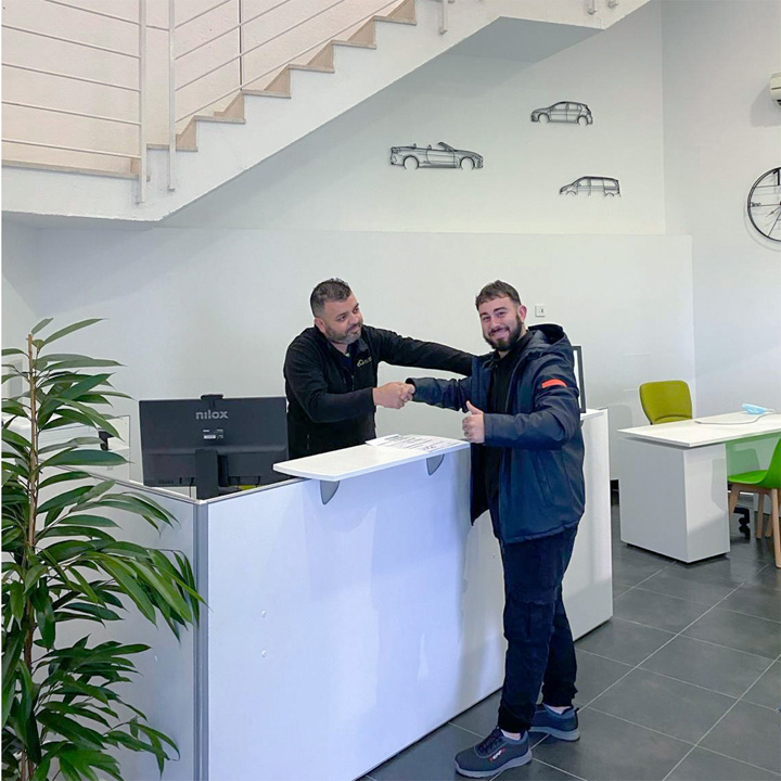 Anem Rent a Car | La Flota Mas completa a tu disposicion — Interior