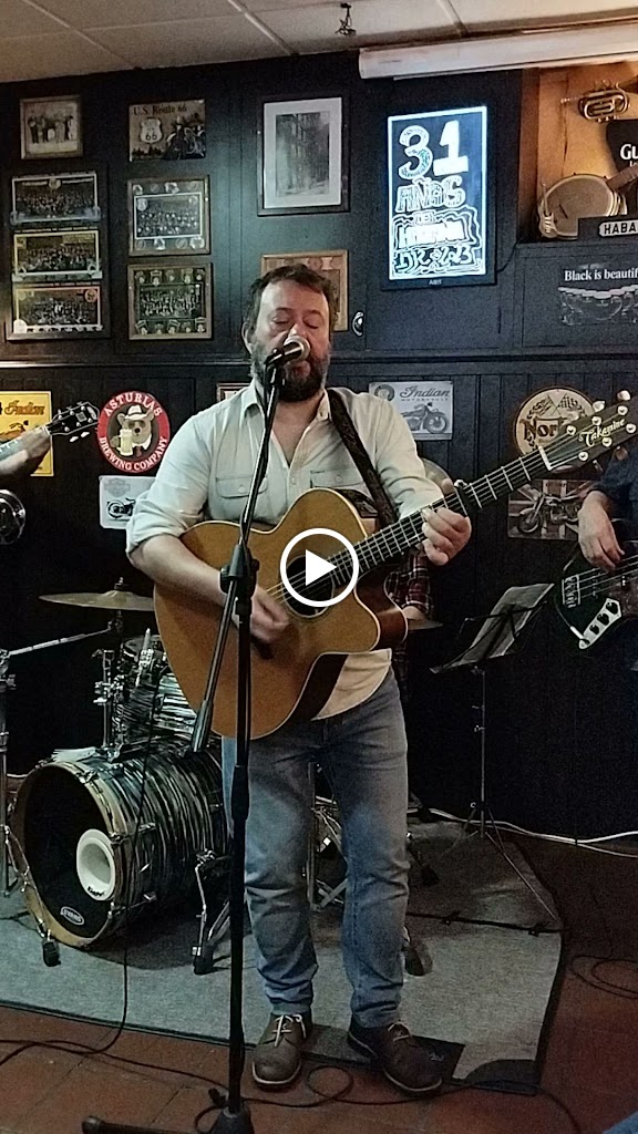 Cafe Habana — Videos
