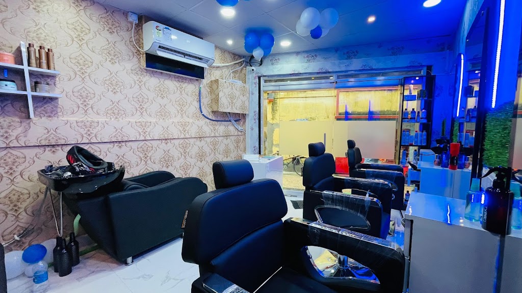 Look Love Unisex Family Salon