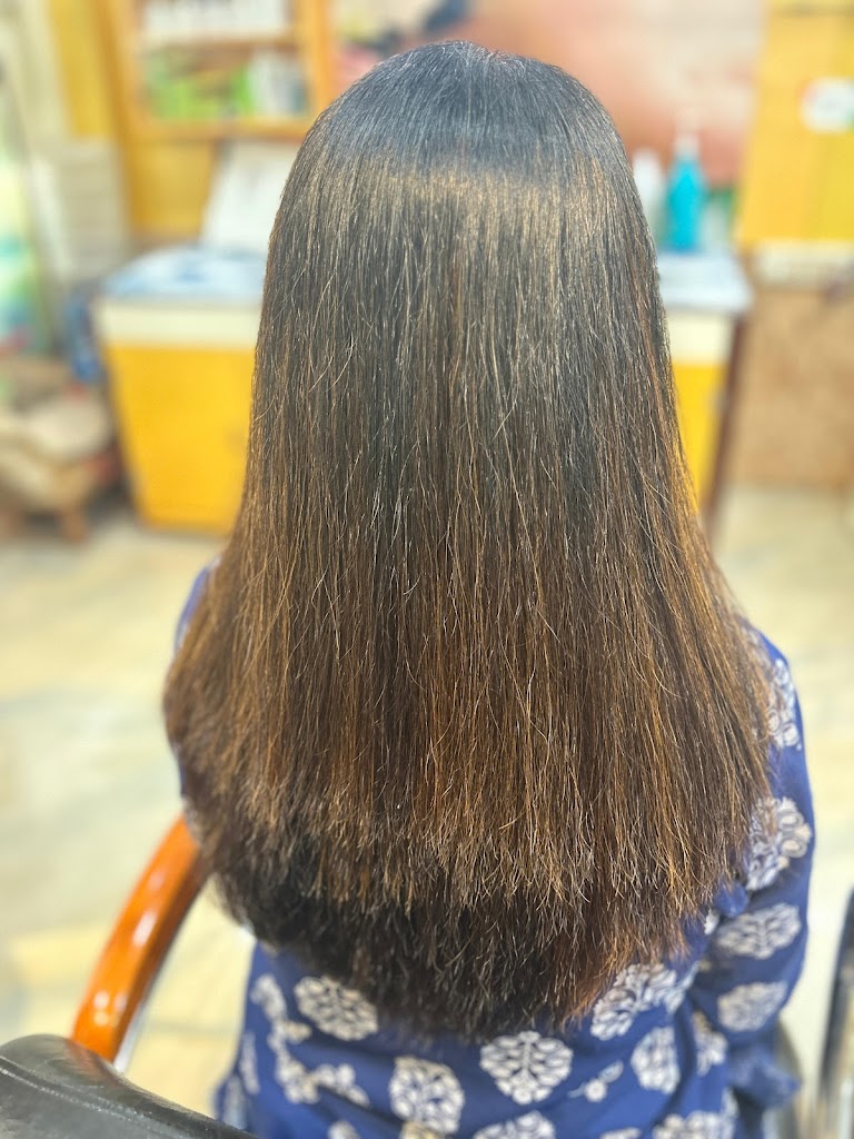 Monalisa Ladies Beauty Parlour