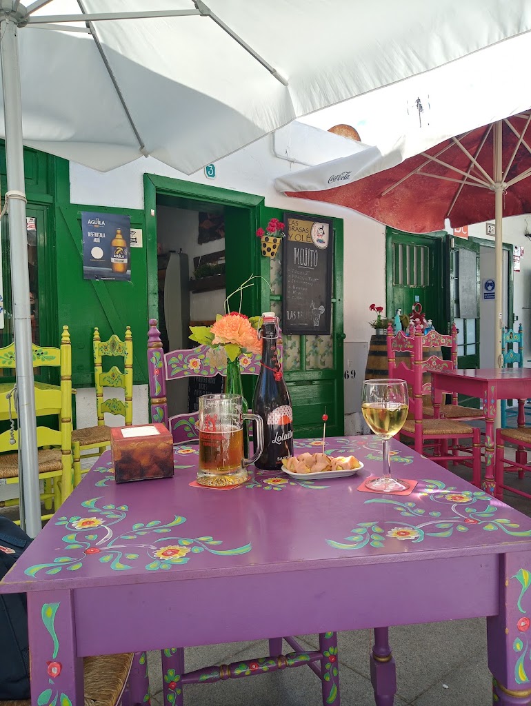 Las Brasas Flamenco Bar — Ambiente