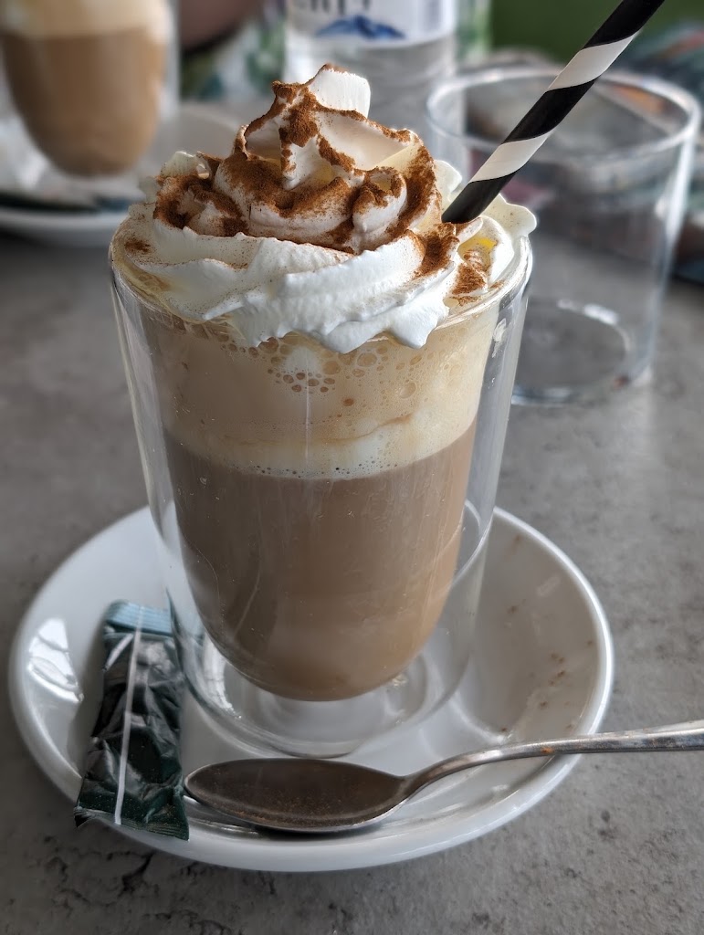 URBAN FUSION FOOD & COFFEE — Capuchino