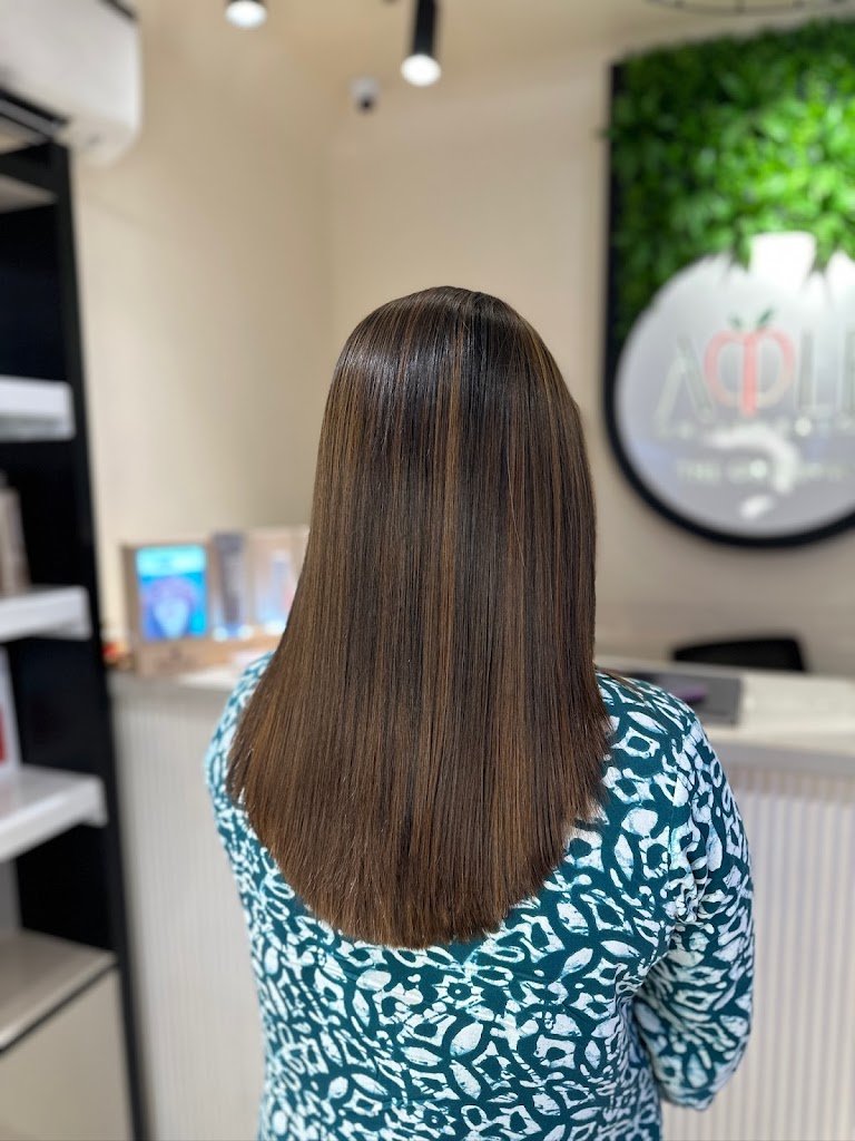 Apple Unisex Salon Salon In Koregaon Park