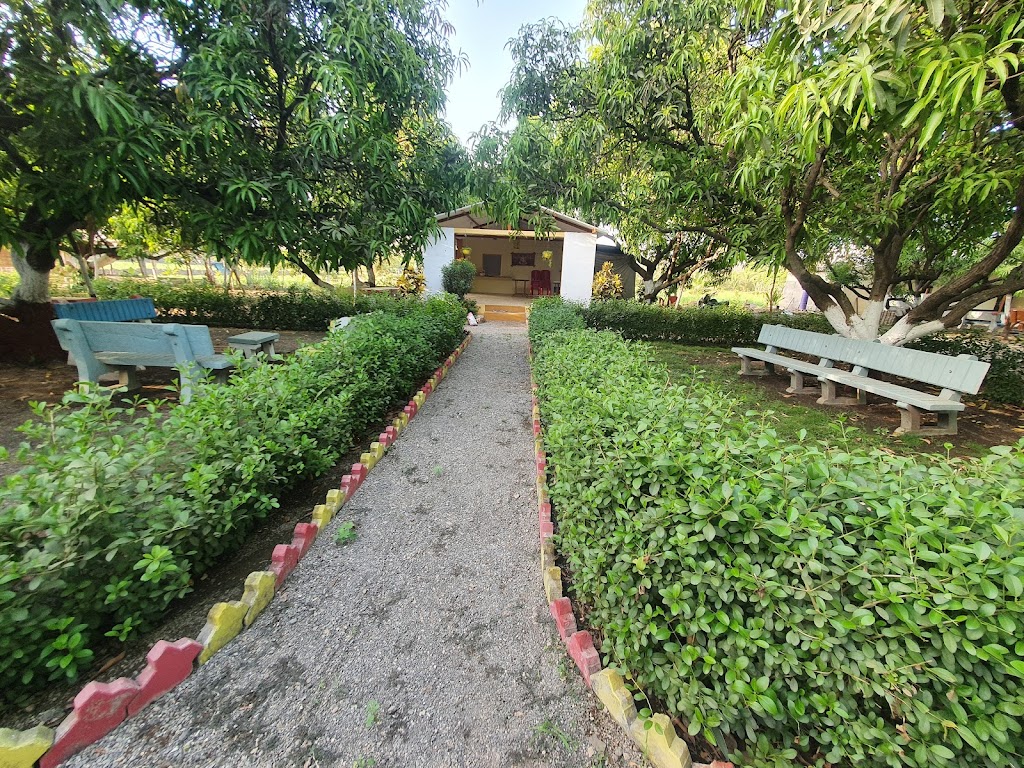 Jadeshwar Farm Resort