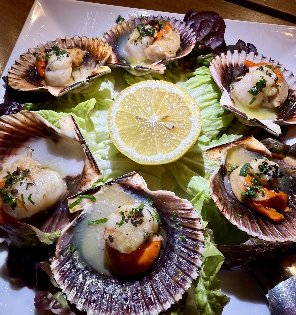 Restaurante Asentida Majadahonda — Comida y bebida