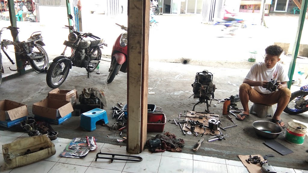 Bengkel hetin, servis sepeda motor