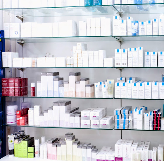 Farmacia y Parafarmacia en Miranda de Ebro, Raul Losa Villanueva — Del propietario