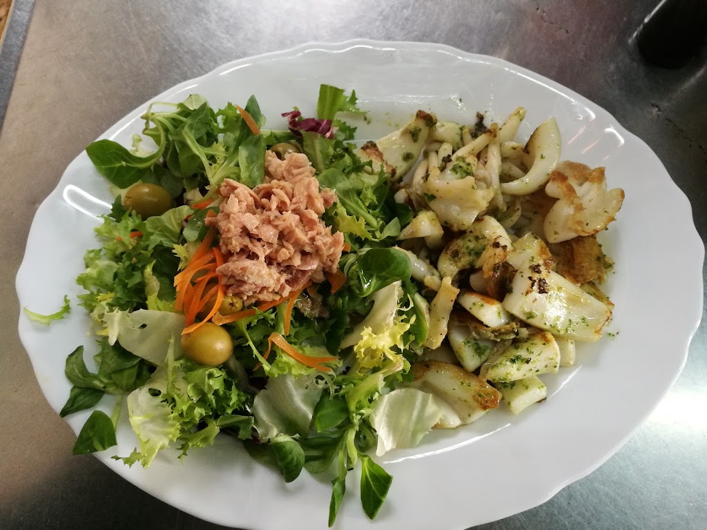 Bar Sarandonga — Comida y bebida