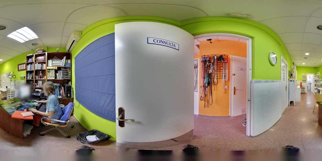 Clinica Veterinaria Cortijo Grande — Street View y 360deg