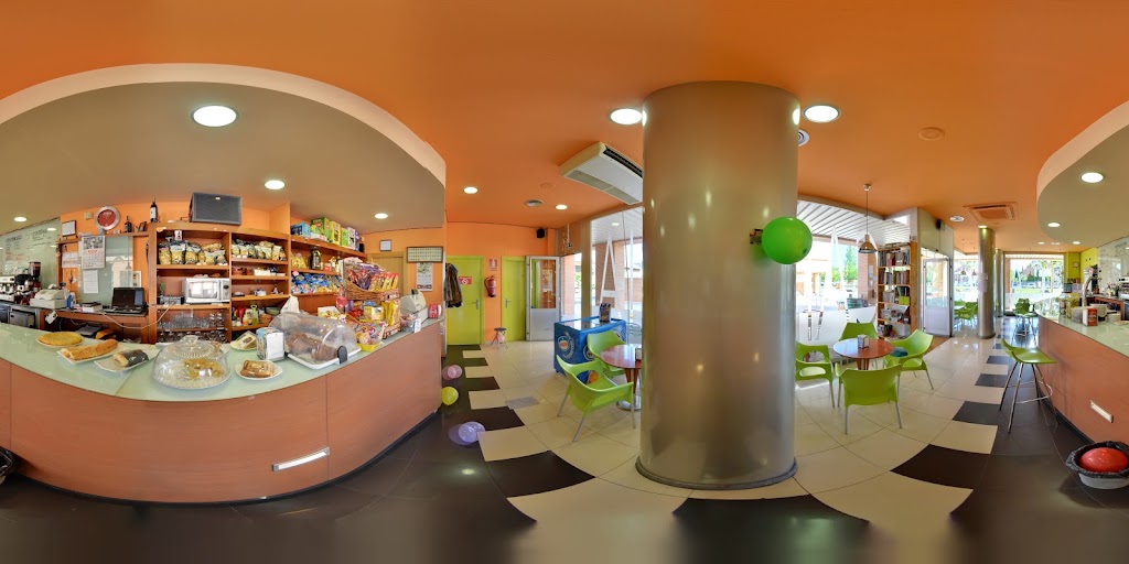 CAFETERIA AZUCARERA. — Ambiente
