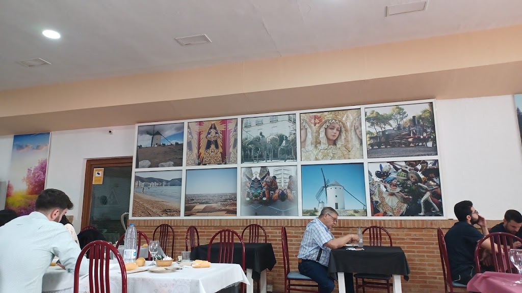 El Cruce — Ambiente
