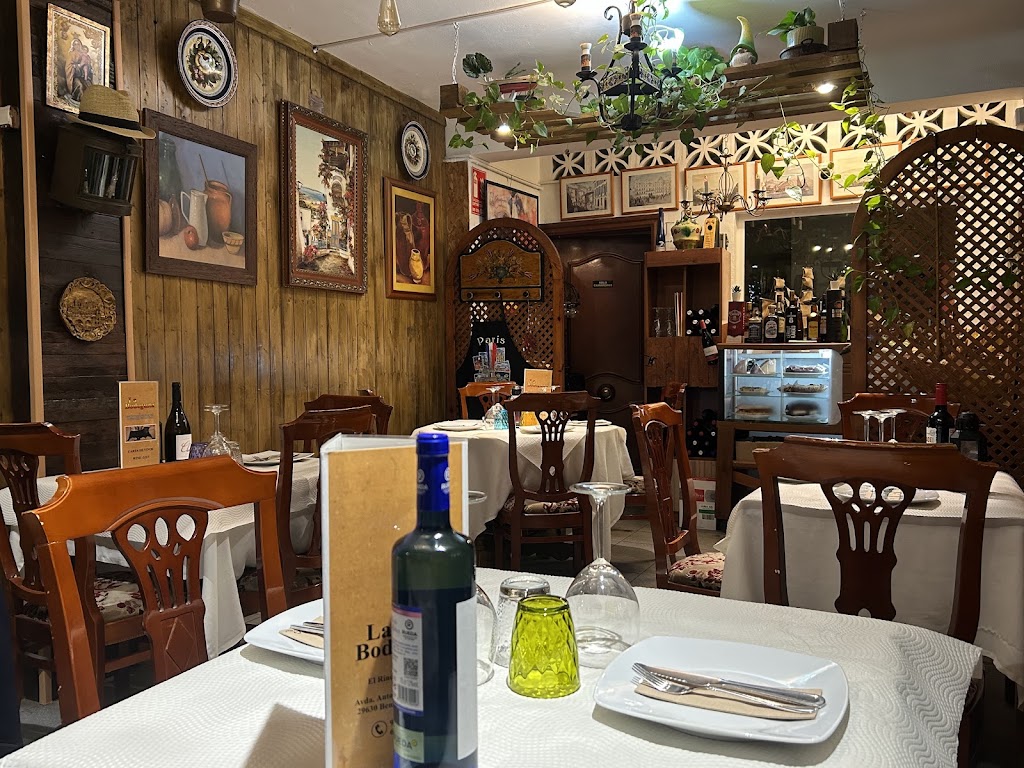 Bar Taperia La Bodeguita — Ambiente
