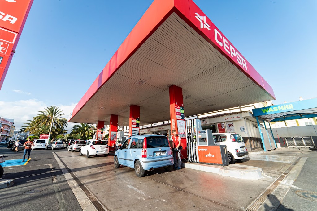 Estacion de servicio Cepsa Costa Del Silencio - Grupo Fragal