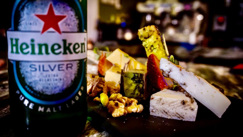 The Players Sports Bar — Del propietario