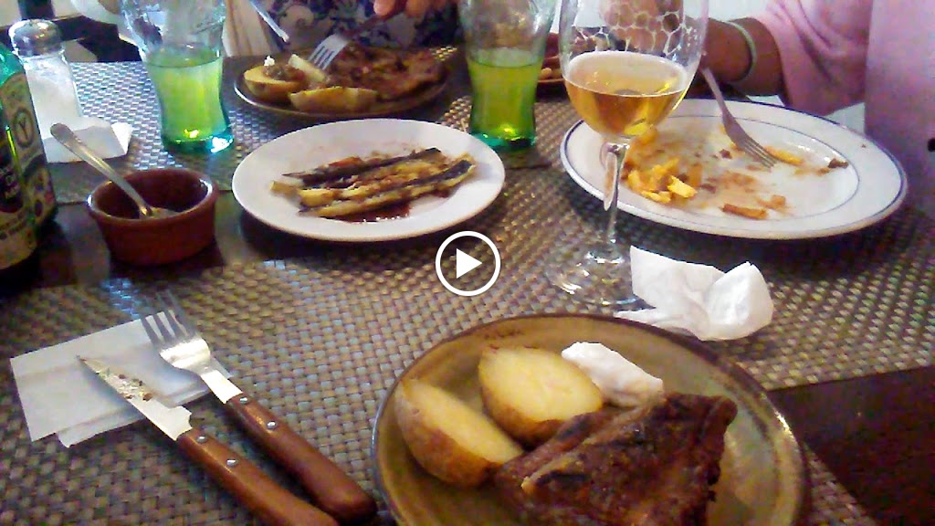 Restaurante El Uruguayo,grill,asador — Videos