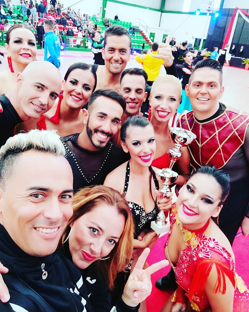 Escuela de Baile Latinnova