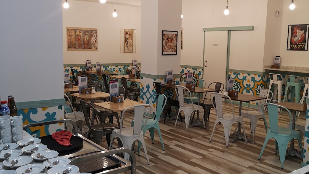 Xurreria - Xocolateria - Cafeteria "El Capricho" — Ambiente