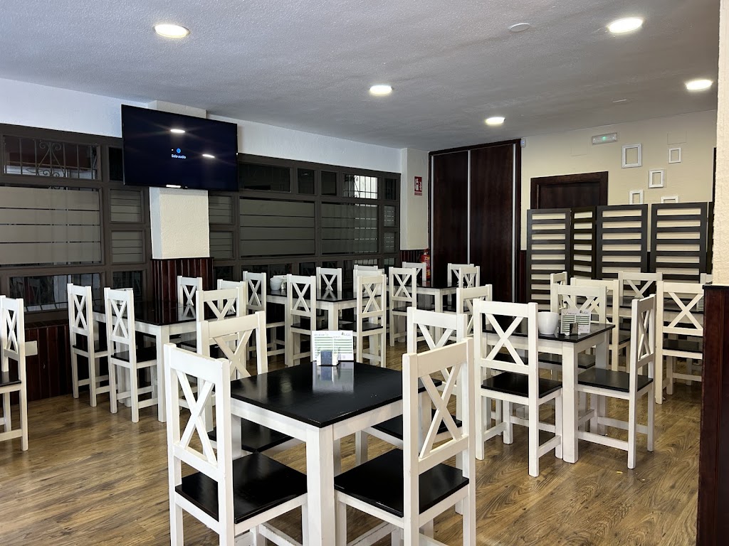 Cafeteria cerveceria El Trebol — Ambiente