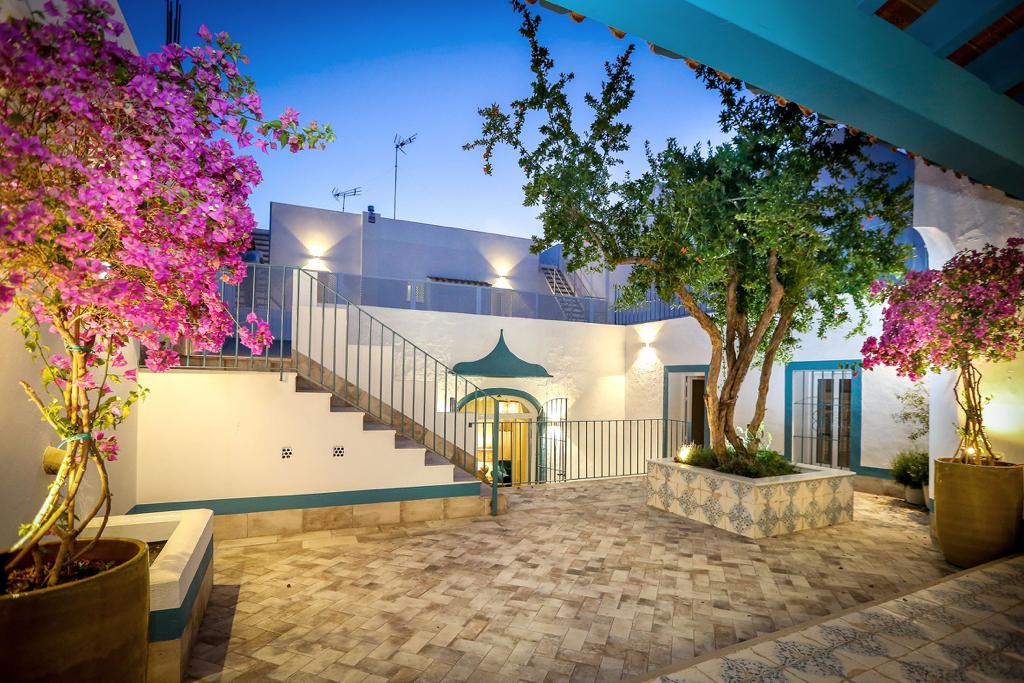 El Patio de Cristobal Colon