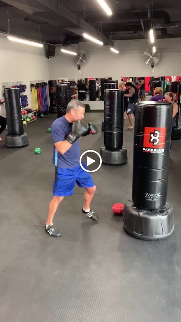  Farrell's eXtreme Bodyshaping - Grimes