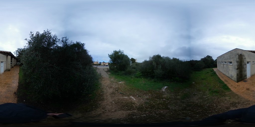 [P] Aparcament — Street View y 360deg