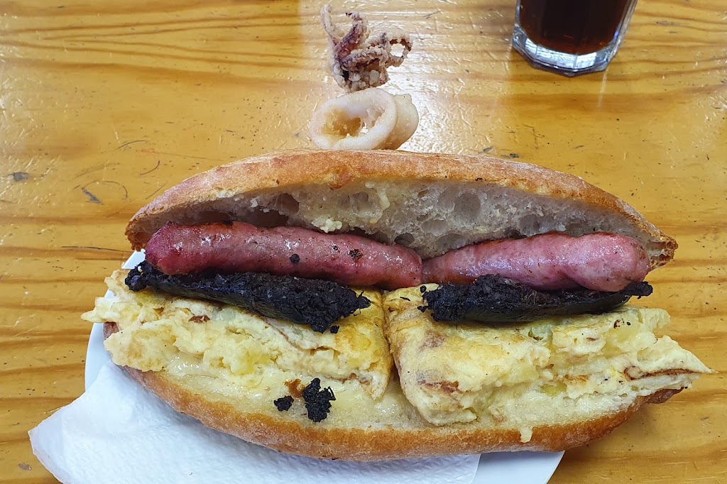 Restaurante Chorros — Comida y bebida