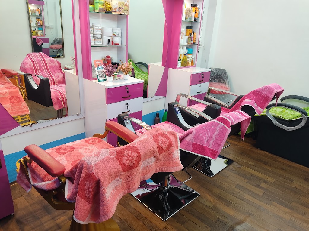Nabarupa Ladies Beauty Parlour Nbruupaa Leddij Biutti Paarlaar