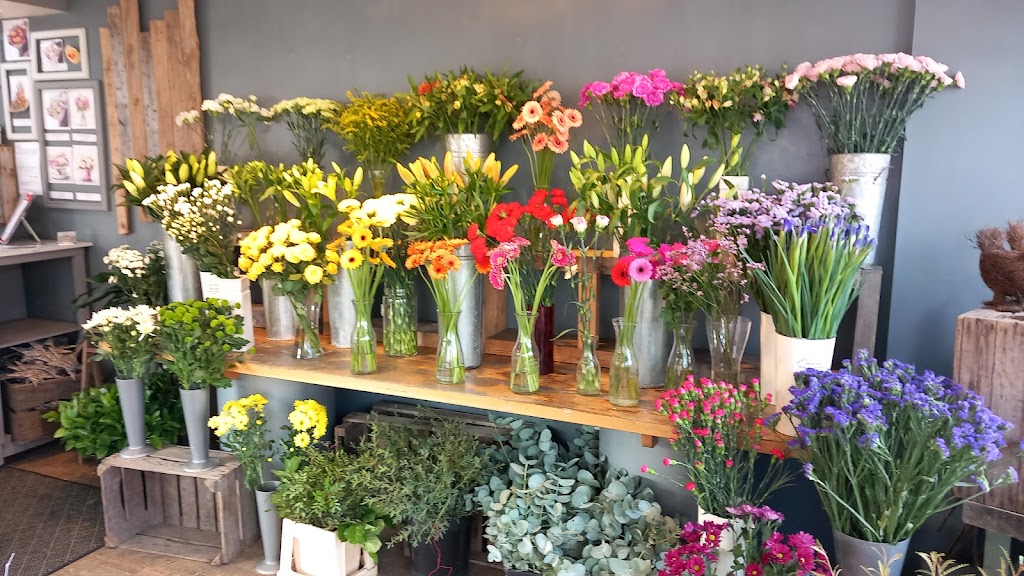 Dean & Co Florist