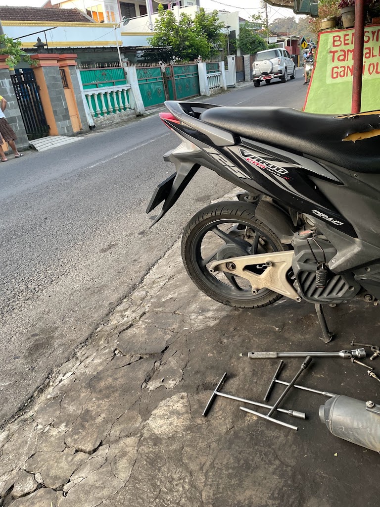 Bengkel Markas 97